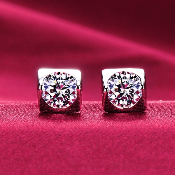 Square 0.5 Carat ESCVD Diamonds Fashionable Women Earrings